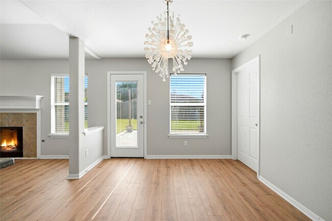 Building Photo - 14631 Hazy Ridge Ln