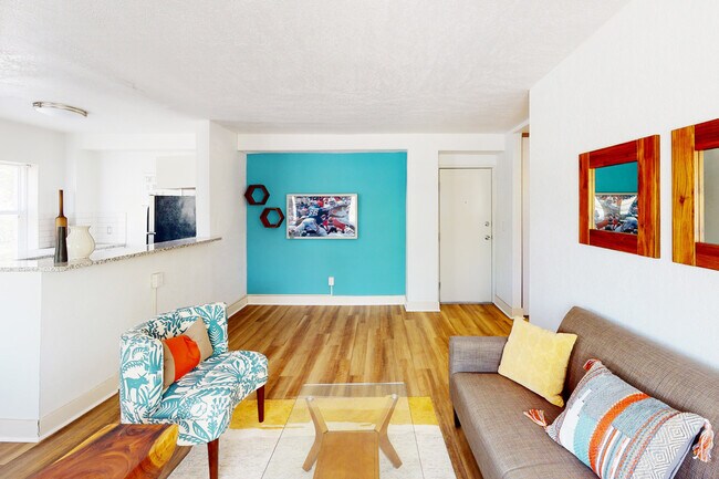 Building Photo - The Hamilton