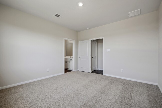 Building Photo - 10415 Red Cardinal Dr