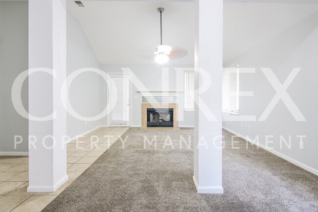 Building Photo - 336 Risdon Way