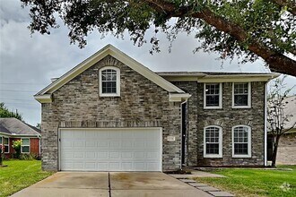 Building Photo - 2331 Trotter Dr