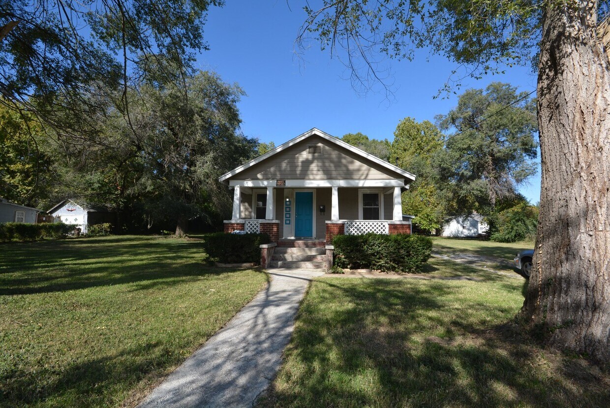 Recently Remodeled 3 bedroom 1 bath House House Rental in Springfield