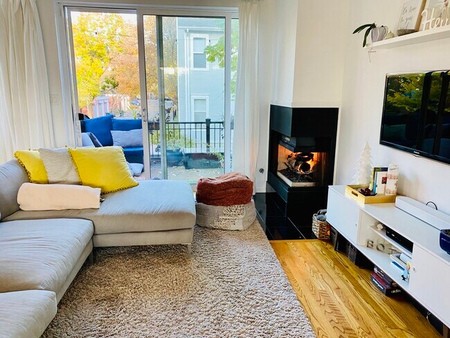 Foto del edificio - 2901 N Wolcott Ave