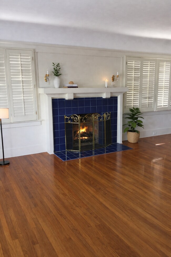 Building Photo - MUST SEE! 4BD 3BA HOME IN MISSION HILLS! CALL TODAY!