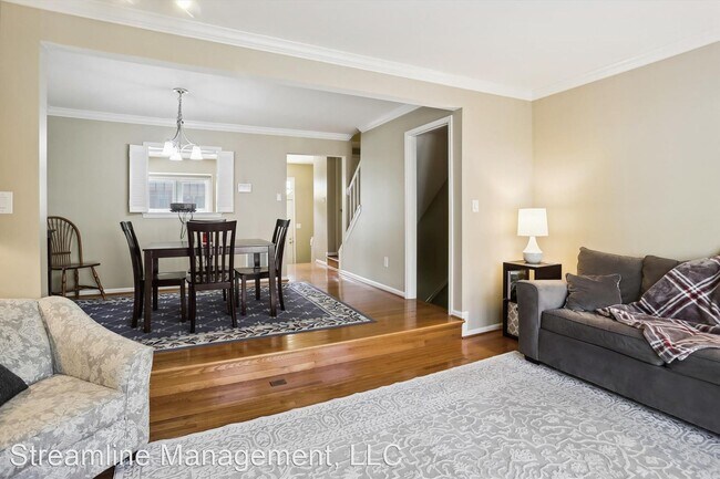 Foto del edificio - 3 br, 3 bath House - 11 Grove Ridge Ct