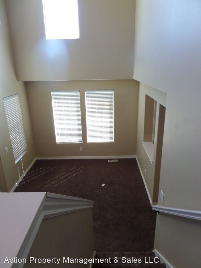 Building Photo - 3 br, 2.5 bath House - 3301 North 100 West