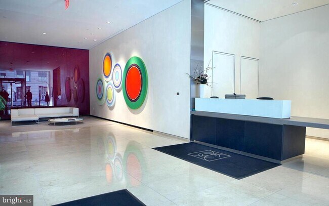 Foto del edificio - 925 H St NW