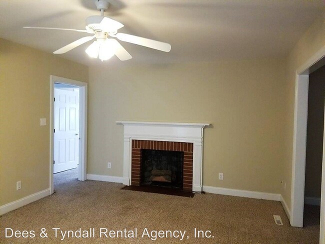 Foto del edificio - 3 br, 1 bath House - 1912 N. Berkeley Blvd.