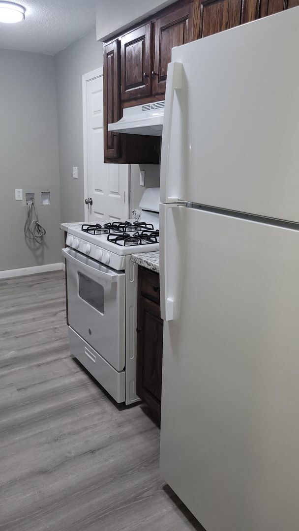 Foto del edificio - Completely Remodeled!!