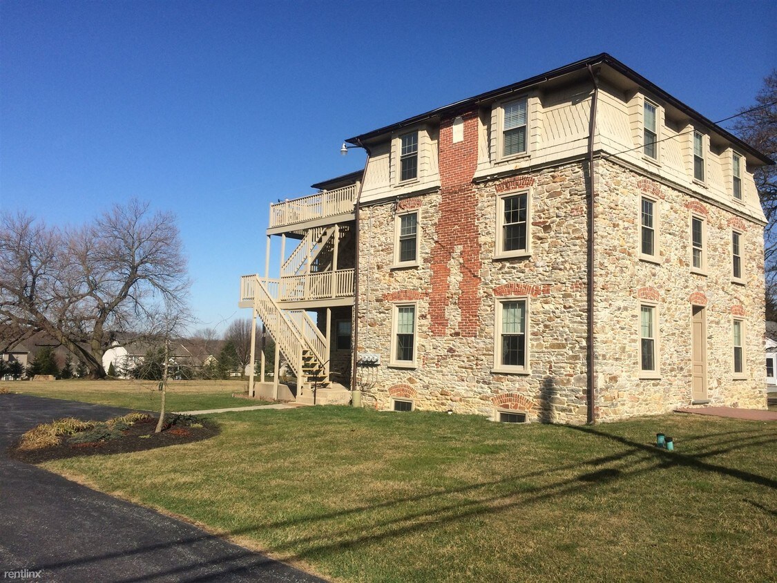 945 Old Wilmington Rd Unit 1, Coatesville, PA 19320 Condo for Rent
