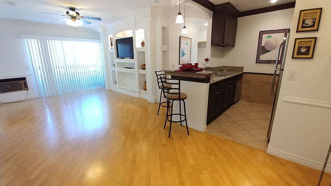 Foto del interior - Village Beesan Condos