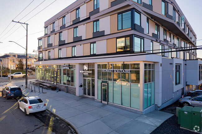 Building Photo - Montgomery Square