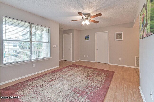 Foto del edificio - 1600 Big Tree Rd