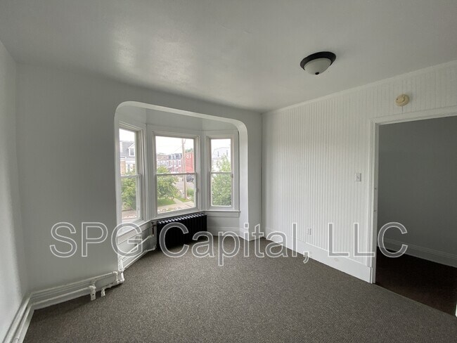 Foto del edificio - 252 W Jackson St