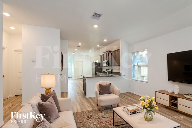 Foto del edificio - 18435 Summit Ranch Dr