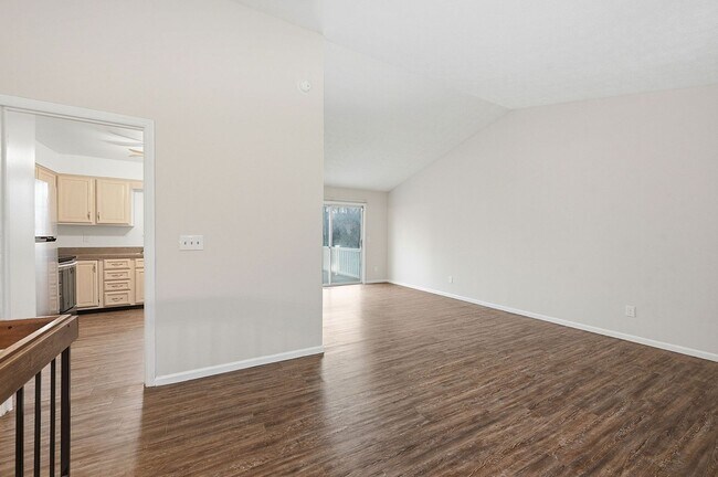 Foto del edificio - WESTWOOD - Spacious 3 bed 2.5 ba 2 car garage