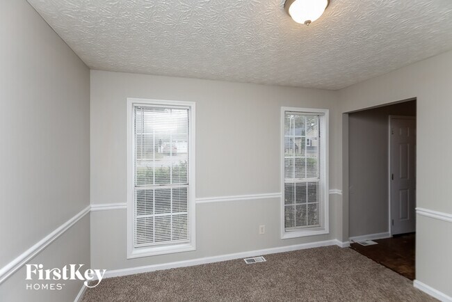 Building Photo - 4036 Paloverde Dr