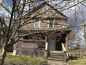 Building Photo - 1029 Harpster Ave