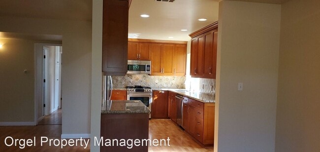 Building Photo - 3 br, 2 bath House - 2914 Naugatuck Avenue