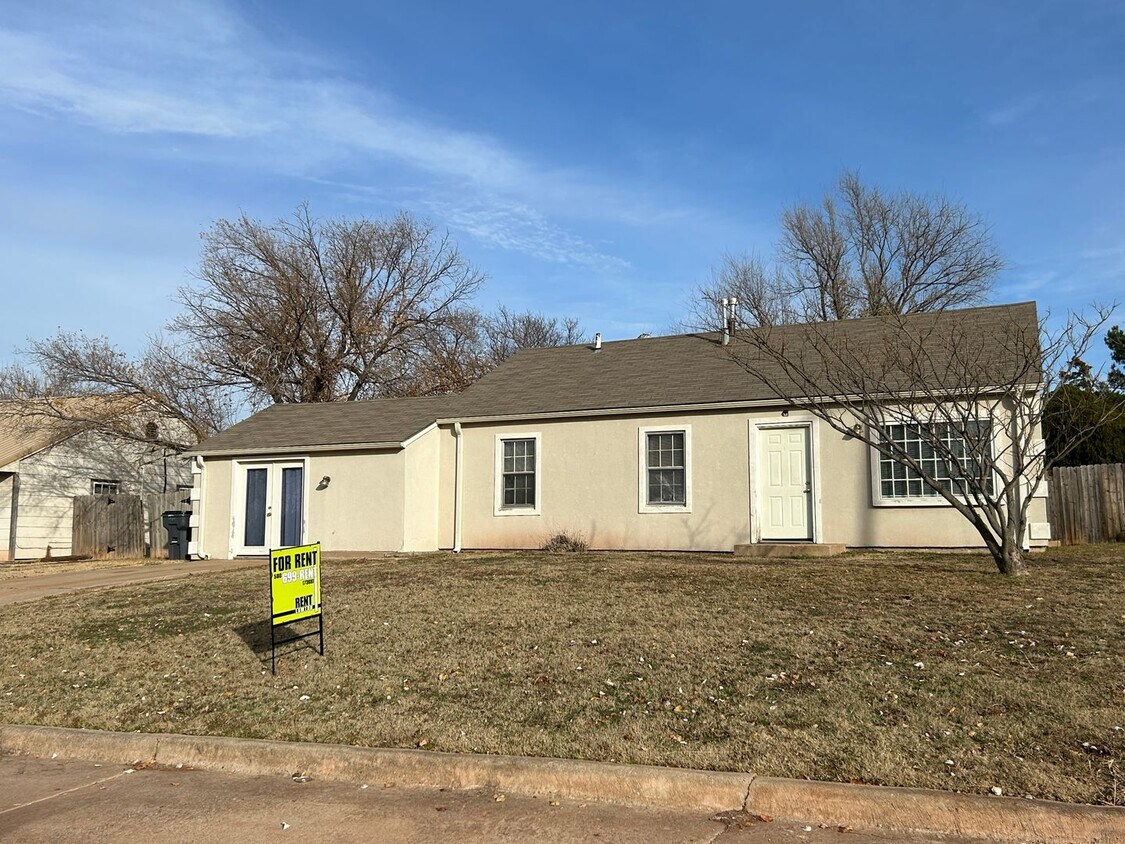 Primary Photo - 2809 NW 35th Place