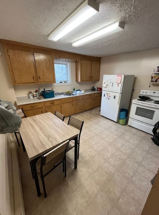 Building Photo - 535 York St