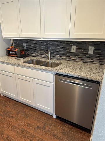 Foto del edificio - 570 Oldbridge Dr