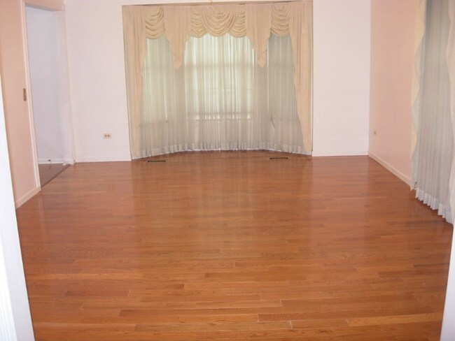 Foto del edificio - 5811 Constitution Ave