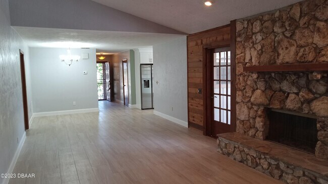 Foto del edificio - 758 Tarry Town Trail