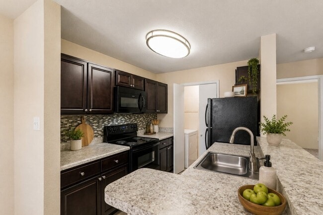 Building Photo - The Greens at Westgate Apartment Homes