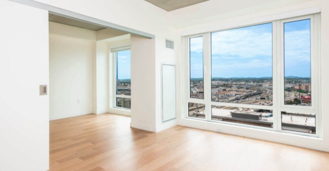 Foto del edificio - 273 E Berkeley St