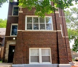 Building Photo - 1421 N Main St