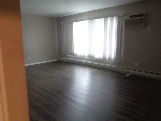 Foto del edificio - 5720 108th St