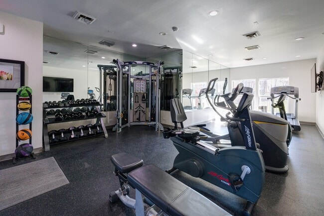 Building Photo - Deer Valley Apartments