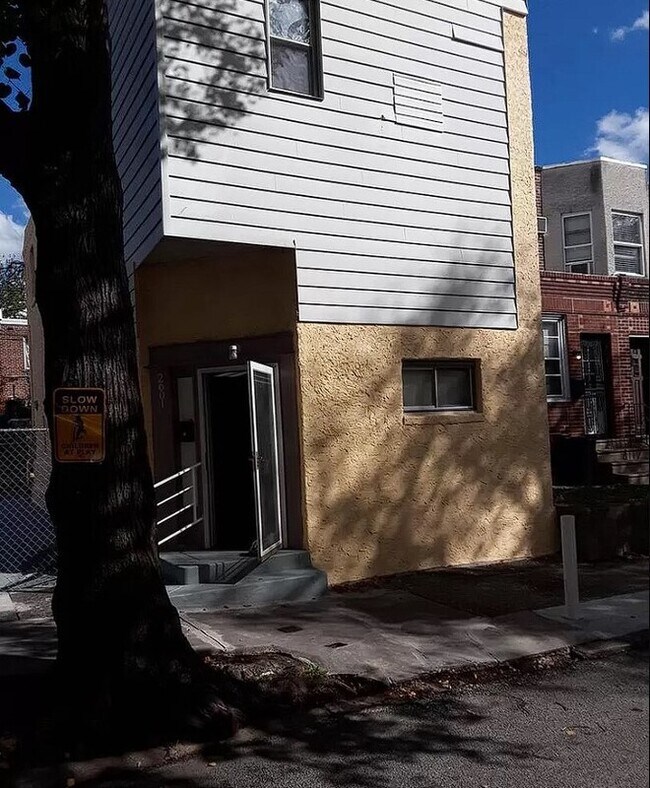 Foto del edificio - 2601 S Dewey St