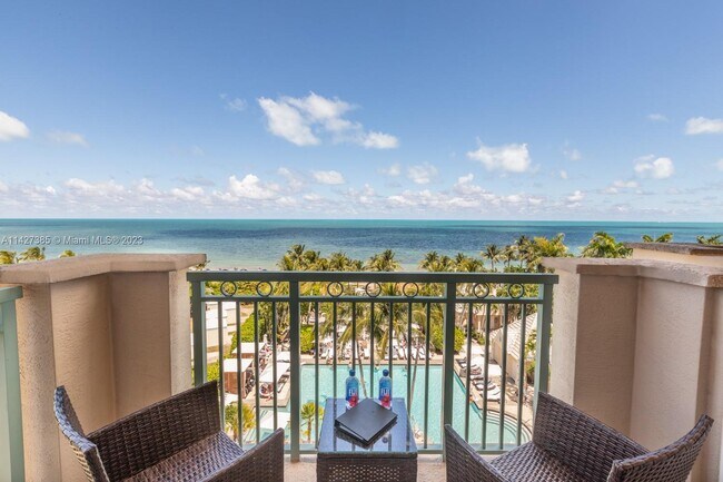 Foto del edificio - 455 Grand Bay Dr