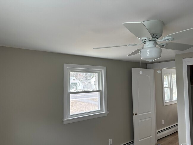 Bedroom - 33A Bridge St