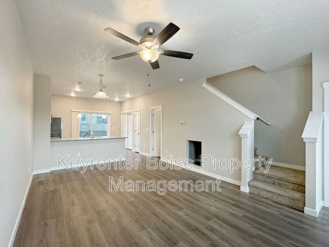 Foto del edificio - 10664 W Springgold Ln