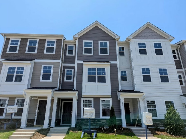 Photo - 407 Carolina Spgs Blvd Townhome