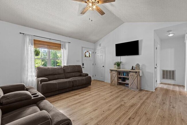 Foto del edificio - Build Equity While Leasing - Lease and Own...