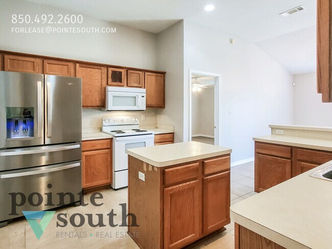 Foto del edificio - 615 Batten Blvd
