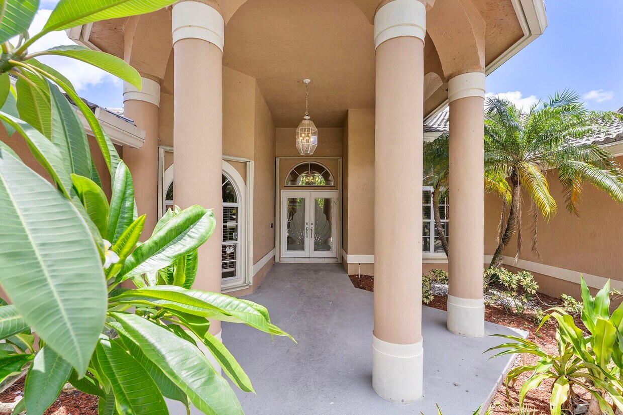 Foto principal - 4868 Kensington Cir