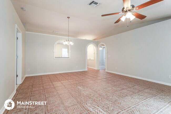 Building Photo - 2805 Lantana Lakes Dr E