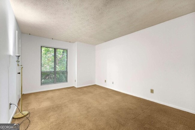 Building Photo - 1306 McClelen Way