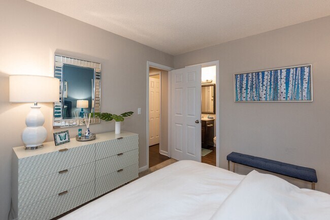 Foto del edificio - Wilde Lake Apartments