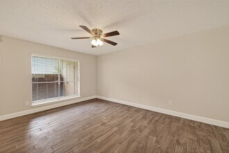 Building Photo - 7714 Renwick Dr