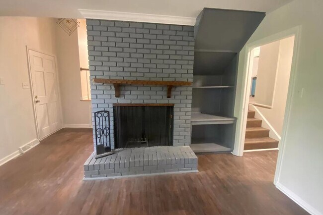 Foto del edificio - 8033 Navios Dr SE