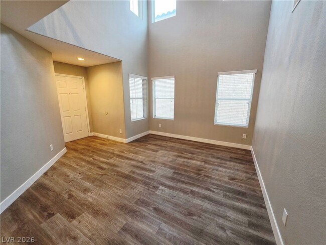 Foto del edificio - 8327 Fort Hallock Ave