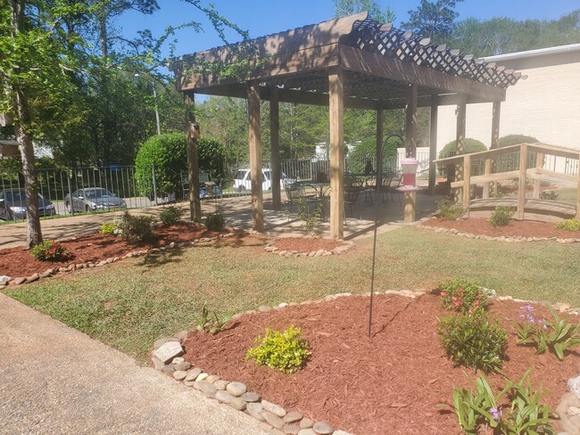 Forest Royale Apartments - Apartments in Hattiesburg, MS | Apartments.com