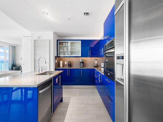 Foto del edificio - 3101 Bayshore Dr