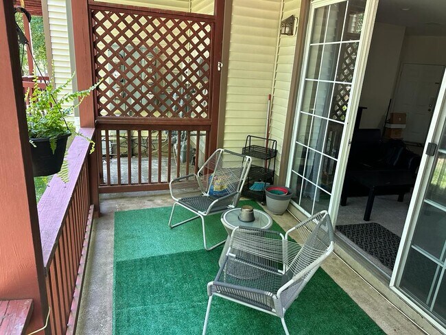 Patio - 2181 Ash Ct